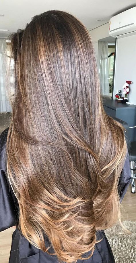 Best hair color ideas to refresh your appearance Honey Blonde Hair Blended Roots, Almond Color Hair, Mocha Beige Hair, Caramel Babylights, Champagne Hair, Brown Hair Color Shades, Mocha Hair, Summer Hair Color For Brunettes, Blonde Tips