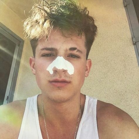 charlie puth facts - Measurements - Wattpad Charlie Video, Charlie Puth, Pop Singers, Charming Charlie, The Story