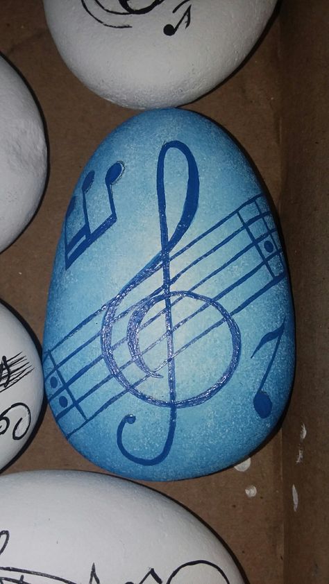 Kindness Rocks Project, Diy Engraving, Diy Rock Art, Painted Rock Animals, Jazz Art, Music Painting, Painted Rocks Craft, Rock Painting Ideas Easy, Rock Painting Patterns