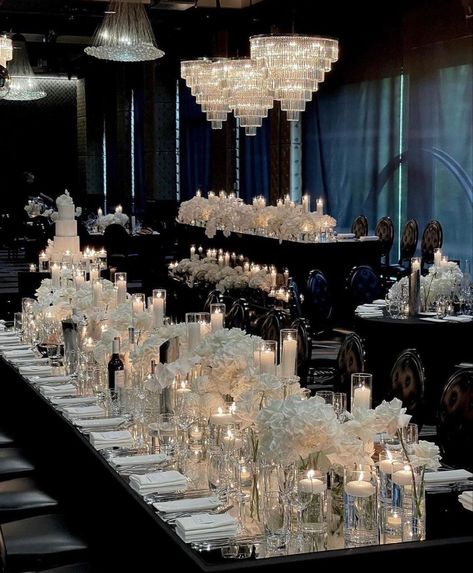 Black Wedding Decorations, Black And White Wedding Theme, White Wedding Theme, Dream Wedding Decorations, Luxury Wedding Decor, Elegant Wedding Reception, Wedding Design Decoration, Wedding Venue Decorations, Wedding Hall