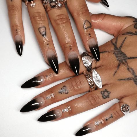 Cute Nails Y2k, Nail French, Types Of Nail Polish, Nails Y2k, Black Coffin Nails, Black Tips, Nails Stiletto, Hello Nails, Nails Cute