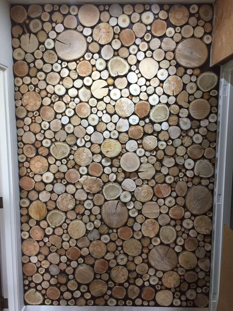 Wood Circles Wall, Wood Circle Accent Wall, Tree Cookie Wall, Wood Slice Backsplash, Wood Cookie Wall, Wood Rounds Wall, Wall Cut Out Ideas, Wood Slice Wall Art, Wood Round Wall