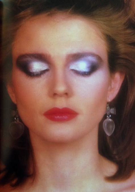 80's eyeshadow 1980’s Makeup, 1980 Makeup, 90s Womens Fashion, 80's Makeup, 80s Hair And Makeup, Makeup 80s, 1980s Makeup And Hair, 80s Makeup Looks, 80’s Makeup