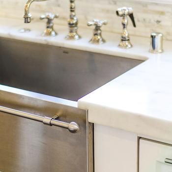 Stainless Apron Front Sink, Sink With Towel Bar, Stainless Steel Apron Front Sink, Kitchen Countertops Marble, Stainless Steel Apron Sink, Grey Marble Kitchen, Countertops Marble, Best Kitchen Countertops, Kitchen Appliances Design