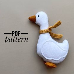 FeltToy - InspireUplift Marketplace Animal Felt Patterns, Felt Toys Diy, Felt Animal Patterns, Felt Toys Patterns, Felt Crafts Patterns, Diy Bebe, Manual Work, Easter Inspiration, Felt Pattern