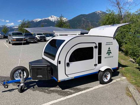 Teardrop Trailer For Sale, Teardrop Trailer Plans, Teardrop Camping, Camping Pod, Tiny Camper, Trailer Plans, Camping Needs, Small Campers, Mini Camper