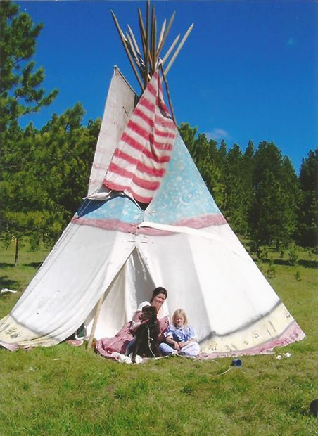 Make a teepee from Home Depot canvas, fits 6 people! Teepee Outdoor, Teepee Tutorial, Teepee Pattern, Diy Teepee Tent, Diy Teepee, Large Backyard Landscaping, Build A Playhouse, Teepee Kids, Teepee Tent