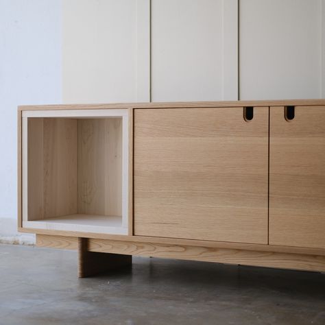 Modern Oak Furniture, Plywood Joinery, Japanese Home Office, White Oak Console, Floating Sideboard, White Oak Sideboard, Oak Credenza, White Oak Furniture, Chinese Style Interior