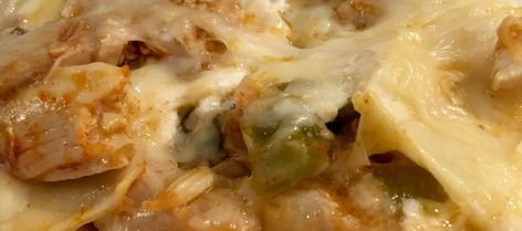 This Green Chili and Chicken Lasagna is subtly spicy, cheesy and creamy. I used a rotisserie chicken for this dish. You can make it ahead and bake it later. Green Chili Chicken Pasta Casserole, Green Chili Chicken Lasagna Recipe, Green Chilli Chicken Casserole, Spicy Green Chili Chicken Lasagna, Chili Lasagna Recipe, Green Chile Chicken Casserole, Green Chili Chicken Lasagna, Chili Lasagna, Roasted Green Chili