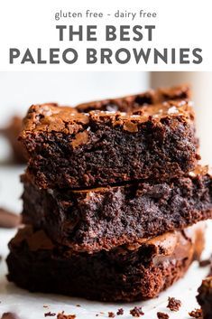 Best Paleo Brownies, Easy Paleo Brownies, Paleo Date Squares, Dairy Free Keto Desserts Easy, Paleo Recipes Sweet Treats, Paleo Sweets Easy, Gf Df Dessert Easy, Paleo Deserts Easy, Paleo Desserts For A Crowd