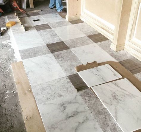 Plaid Tile, Plaid Floor, Tile Layout, Flooring Inspiration, Tile Inspiration, House Tiles, Tile Work, Marble Tile, Style Tile