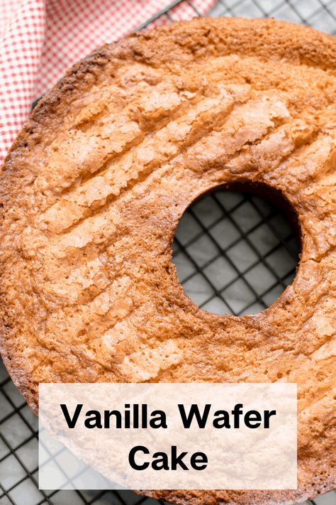 Vanilla Wafer Pound Cake, Nila Wafer Recipes, Wafer Cake Recipe, Nilla Wafer Recipes, Vanilla Wafer Cake, Wafer Cake, Triple Chocolate Mousse Cake, Vanilla Wafer Crust, Apple Bundt Cake