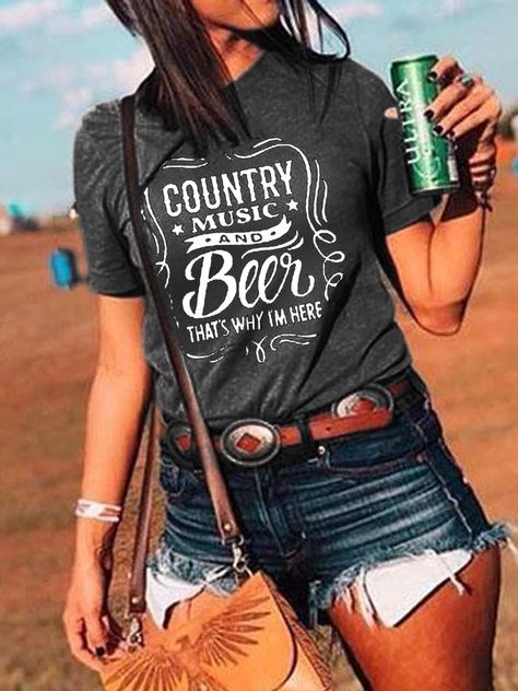 Beer Festival Outfit, Nashville Outfits Spring, Country Music Festival Outfits, Nashville Style Outfits, Concert Attire, Country Music Concerts, Country Music Festival, Nashville Style, Cute Country Outfits