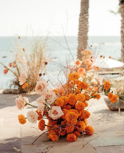 Marigold Installation, Boho Wedding Orange, Marigold Flower Arrangements Wedding Inspiration, Wedding With Orange Accents, Orange And Red Wedding Flowers, Marigold Arrangements, Marigold Flower Arrangements, Marigold Centerpiece, Orange Wedding Florals