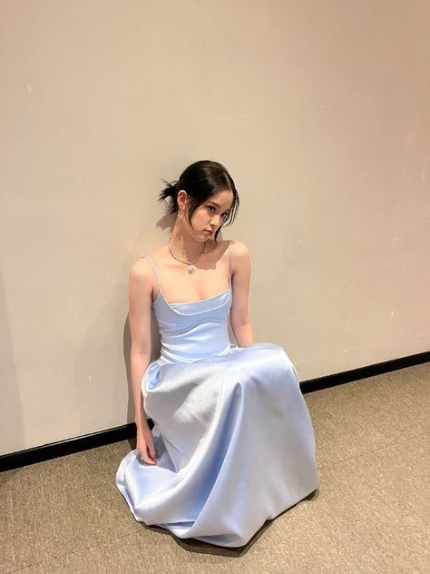 Classy Wedding Guest Dresses, Nana Ouyang, Chic Evening Dress, Prom Dress Inspo, Elegant Outfit Classy, Prom Dress Inspiration, Korean Girl Fashion, Grad Dresses, Glam Dresses