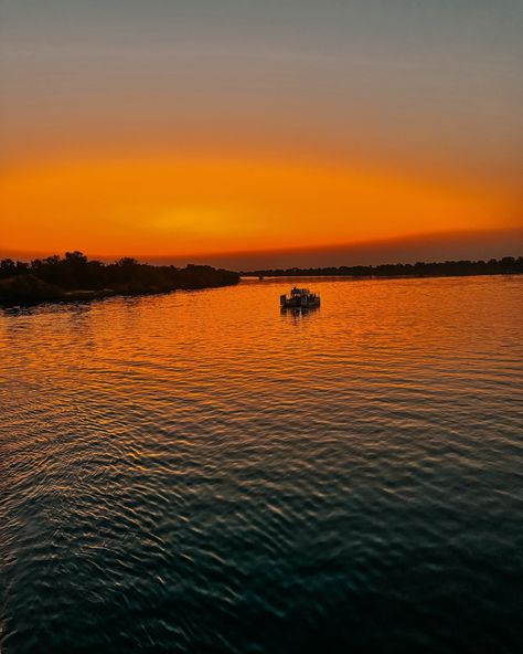 Zambia owes me nothing ☺️ #photodump From flying over Victoria Falls, hanging off the edge of Devil’s Pool, watching the most beautiful sunset, cruising down Zambezi River, dancing with the locals, trying traditional food and visiting a local village … it was an incredible five days!! I can’t wait to go back and bring y’all with me. Who’s down to join me next year? Drop a comment below 👇🏾 • • • • • #shakespeareagency #shakespearetravels #victoriafalls #mosioatunya #zambia #livingstone #v... River Dancing, Livingstone Zambia, Zambezi River, Livingstone, Victoria Falls, Livingston, Zambia, Beautiful Sunset, Traditional Food