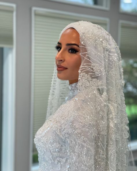 Our bride from Boston! I started to work with out of state brides this year and it’s been so fun traveling and working with them months in advance to make their dream a reality! Bridal Jewellery Inspiration, Bridal Hijab, Bridal Gift Wrapping Ideas, Nikkah Dress, Hijab Wedding, Asian Bridal Dresses, Classy Wedding Dress, Wedding Hijab, Asian Bridal