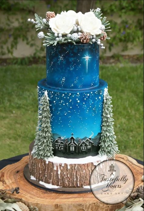 Winter Wedding Cakes, Winter Torte, Minimalist Cake, Christmas Cake Designs, Cake Christmas, White Cakes, Elegant Birthday Cakes, Winter Wedding Cake, Festive Wedding