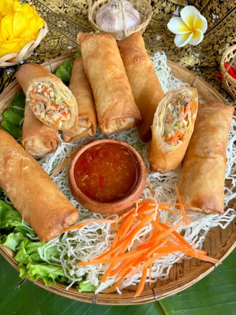 Thai Egg Rolls, Thai Appetizers, Tamarind Dipping Sauce, Authentic Thai Recipes, Thai Dipping Sauce, Thai Appetizer, Thai Spring Rolls, Thai Recipes Authentic, Sweet Chili Dipping Sauce