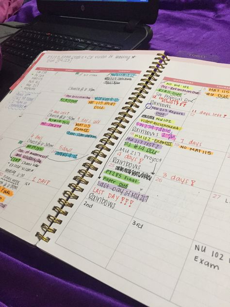 Last month of classes means my planner is a mess. I color code my classes to help stay more organized [sort of] Organized Binder For School, Color Code Planner, Color Coded Planner, Agenda Inspiration, Macbook Study, Planner Organization Ideas, College Organization Binder, Color Coding Planner, College Binder