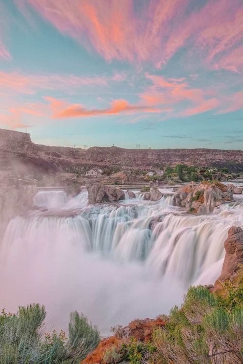 11 Best Things To Do In Idaho Things To Do In Idaho Falls, Crater Of The Moon Idaho, Places To Visit In Idaho, What To Do In Boise Idaho, Things To Do In Idaho, Idaho Nature, Idaho Vacation, Idaho Adventure, Explore Idaho