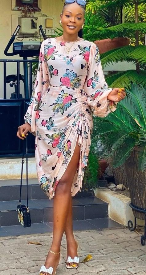 Ruffles Outfit, Stylish Naija, Expensive Dresses, 2piece Outfits, Sparkling Jewelry, Short African Dresses, Best African Dresses, Simple Gowns, African Fashion Skirts