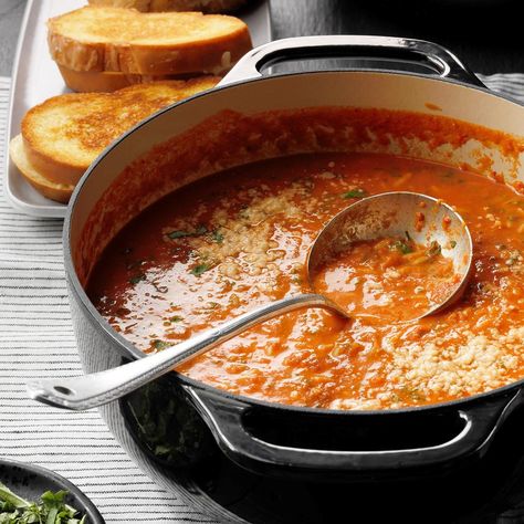 Basil Tomato Soup, Soup With Orzo, Italian Soup Recipes, Pizza Soup, Minestrone Soup Recipe, Slow Cooker Lasagna, Orzo Soup, Italian Soup, Seafood Soup