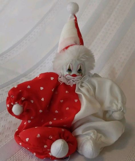 Porcelain Clown Dolls, Vintage Clown Doll, Clown Dolls, Porcelain Dress, Porcelain Clown, Send In The Clowns, Cute Clown, Vintage Clown, Clowning Around