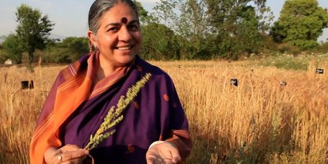 5 Indian women whose activism has led to change Urban Permaculture, Vandana Shiva, Protect Nature, Permaculture Design, Ted Talk, Expo 2015, Shiva Art, Women’s History, Bill Gates