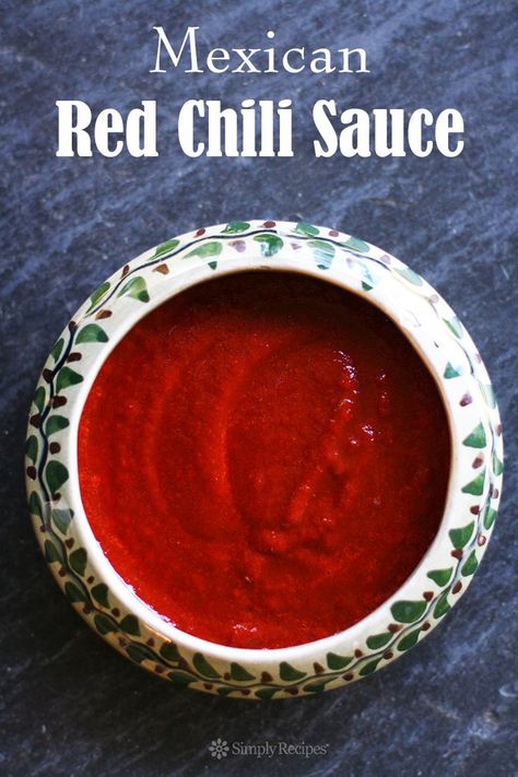 Mexican Red Chili Sauce, Sauce For Tamales, Mexican Red Chili, Tamale Sauce, Mexico Recipes, Chili Enchiladas, Red Chile Sauce, Chili Sauce Recipe, Red Chili Sauce