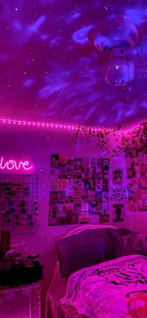 Aesthetic Rooms Led Lights, Neon Bedroom Aesthetic, Neon Room Aesthetic, Room Ideas Led Lights, Aesthetic Led Lights, Room Indie, Butterfly String Lights, Room Inspo Aesthetic, Aesthetic Kitchen Decor