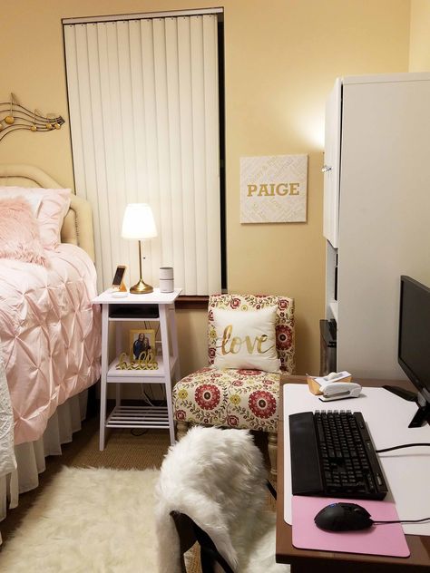 My daughter's UCF Neptune dorm décor - Fall 2019. Ucf Dorm, Decorating Rules, Hostel Room, College Dorm Essentials, Dorm Room Inspiration, Dorm Ideas, Dorm Essentials, Dorm Decor, College Dorm