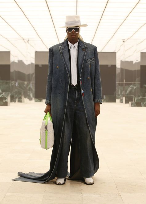 Virgil Abloh Louis Vuitton, Winter Menswear, James Baldwin, Louis Vuitton Fashion, Dior Couture, Shoot Inspiration, Louis Vuitton Men, Mens Fall, Menswear Collection