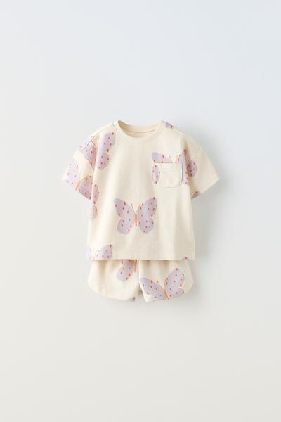 View All View All 1½ - 6 Years | ZARA United States Stylish Baby Girl Outfits, Look Zara, Stylish Baby Girls, Zara Baby, Zara Kids, Shorts Co Ord, Skorts, Crochet Coat, Stylish Baby