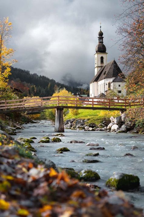 German countryside with a castle and a babbling brook Germany Landscape, Country Backgrounds, Cities In Germany, Visit Germany, San Sebastian, Germany Travel, Landscape Photos, Nature Pictures, Nature Photos