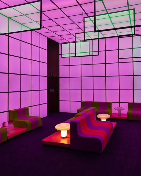 Pop Art Lighting, Lighting Landscape Design, Disco Room, Vintage Futurism, Lighting Landscape, Light Sofa, Nightclub Design, Tenth Anniversary, Arch Interior