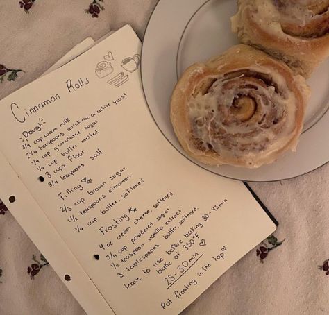 Cinnamon Rolls Homemade Aesthetic, Baking Book Aesthetic, Baking Recipes Aesthetic Book, Coquette Baking Recipes, Cooking Book Aesthetic, Recipe Aesthetic Book, Fall Baking Recipes Aesthetic, Baking Asethic, Coquette Recipes