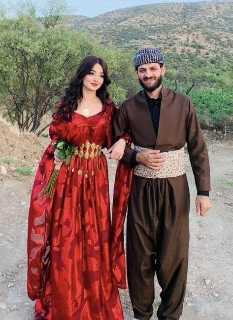 Red Kurdish Dress, Kurdish Clothes Women, Kurdish Dress Traditional, Kurdish Traditional Clothes, Kurdish Fashion, Kurdish Girl, Kurdish Dress, Kurdish Clothes, Arabian Women