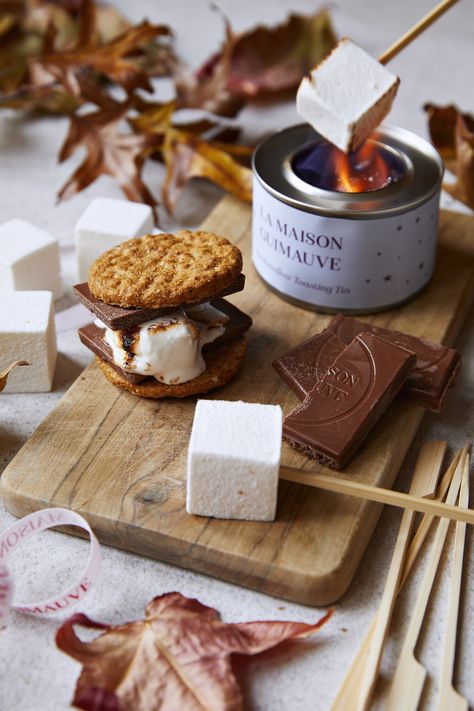 S'mores Box, Toasted Marshmallow, S Mores, Graham Crackers, Marshmallows, Crackers, Cheese Board, Biscuits, Sandwiches