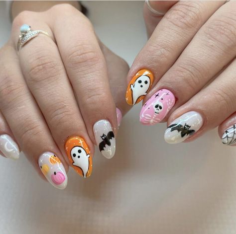 Fun Halloween Nails, Black Halloween Nails, Holloween Nails, Halloween Acrylic Nails, Cute Halloween Nails, Pumpkin Nails, October Nails, Thanksgiving Nails, Halloween Nail Designs