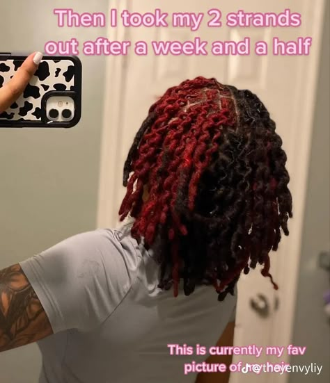 Dreads With Color Black Women, Half Red Half Black Locs, Died Locs Ideas, Dreadlock Colors, Half Dyed Locs, Loc Color Ideas, Two Tone Locs, Dyed Dreadlocks, Female Dreads Hairstyles