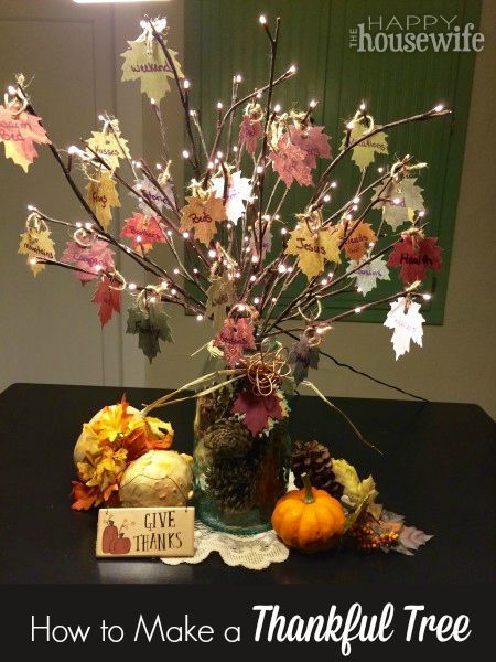 How to Make a Thankful Tree | The Happy Housewife Diy Thankful Tree, Gratitude Tree, Tree Centerpiece, Thanksgiving Tree, Thankful Tree, Happy Housewife, Thanksgiving Diy, Thanksgiving Traditions, Thanksgiving Centerpieces