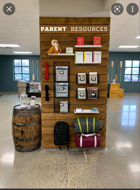 Preschool Hallway Decor, Student Ministry Room Decor, School Main Office Decorating Ideas, Parent Resource Wall, Teen Classroom Decor Church, Church Classroom Ideas, Youth Center Design, Church Resource Wall, Parent Resource Wall Church