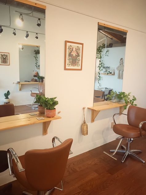 Simple Salon Interior Design, Beauty Bar Ideas, Sebastopol California, Barber Station, Laid Back Luxury, Luxury Haircare, Minimalist Interior Decor, California Hair, Farm Store