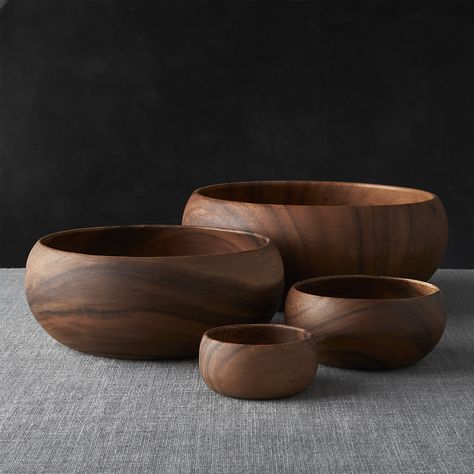 TondoBowlsCHF15 Snacks Fruit, Wooden Salad Bowl, Wooden Kitchen Utensils, Lathe Projects, Wood Turner, Wood Turning Projects, Wooden Utensils, Wood Bowl, Wooden Plates