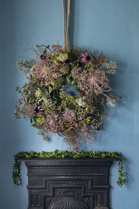 Seed Heads, Natural Wreath, Dried Flower Wreaths, Christmas Door Wreaths, Wreaths And Garlands, Xmas Wreaths, Seasonal Wreaths, Christmas Accessories, Deco Floral