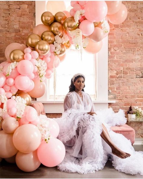 Bridal Room Balloon Decor, Bridal Suite Decorations Hotel, Bridal Suite Decorations, Bridal Suite Decor, Bridal Room Decor, Suite Decor, Brides Room, Bridal Room, Morning Room