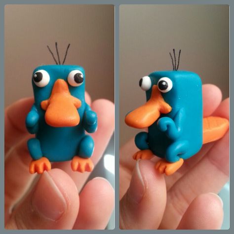 Clay Perry The Platypus, Ratatouille Clay, Perry The Platypus Clay, Clay Cartoon Characters, Plasticine Ideas, Clay Cartoon, Clay Date, Clay Characters, Phineas E Ferb