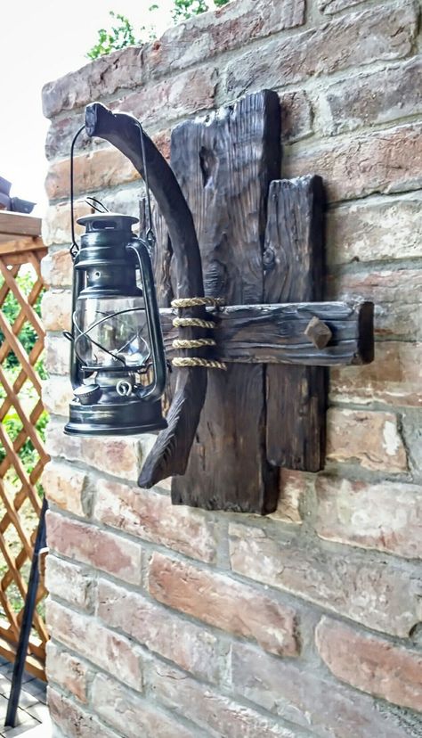 Tre Kunst, Wood Lamp Design, Rustic Wood Furniture, Rustic Lighting, Diy Home Decor Easy, Diy Wood Projects, Brick Wall, Diy Furniture Plans, Summer Decor