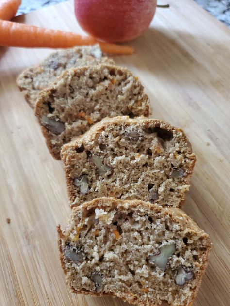 Carrot Apple Bread with Chickpea Flour This carrot apple bread uses Chickpea flour (also known as garbanzo bean flour, besan flour, or gram flour). This type of flour is made by grinding dried chickpeas into a very fine powder. Since India is the world leader in garbanzo bean production, it's a very common ingredient in Middle Chickpea Flour Recipe, Besan Flour Recipes, Bean Flour Recipes, Apple Recipes No Sugar, Chickpea Flour Bread, Chickpea Bread, Flourless Bread, Loaf Breads, Chickpea Flour Recipes